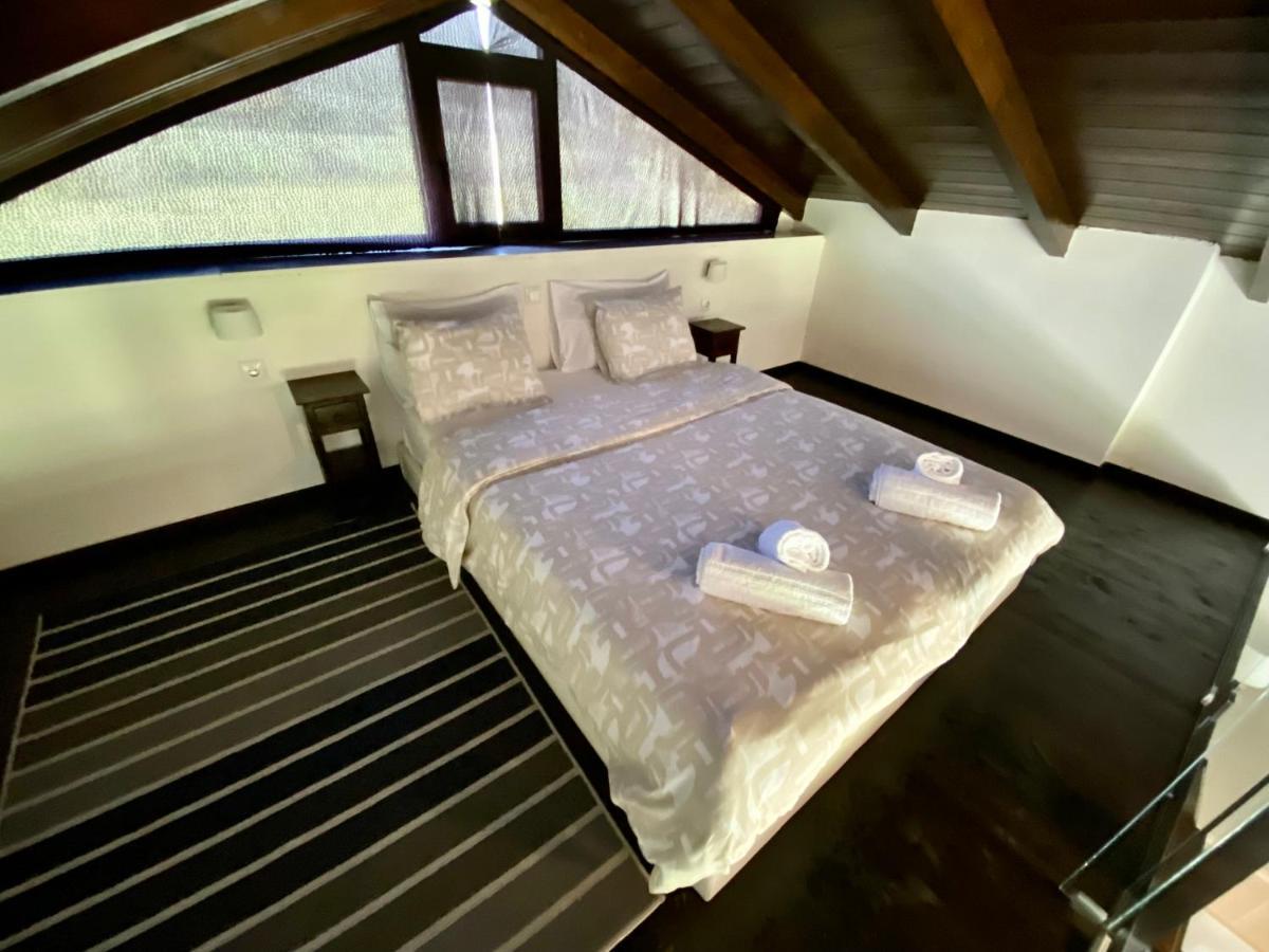 Lithos Villas Амфиклия Екстериор снимка